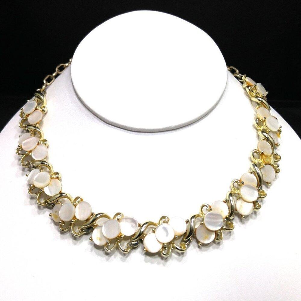 Vintage Mid-Century Mother of Pearl Choker Necklace, Gold Tone, 1950s, 16 1/2 In
